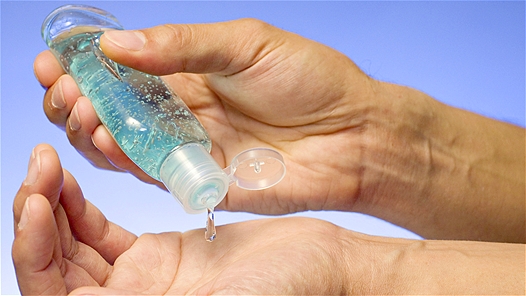 Hand-Sanitizer-for-Air-Travel-Hygiene